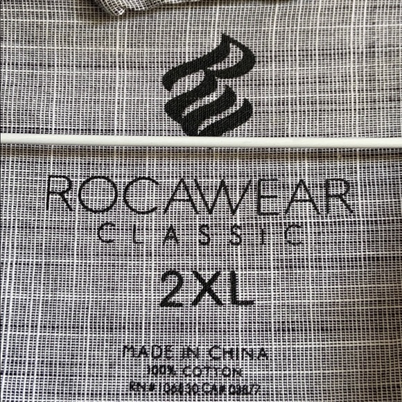Men’s button down Rocawear shirt - Picture 2 of 3
